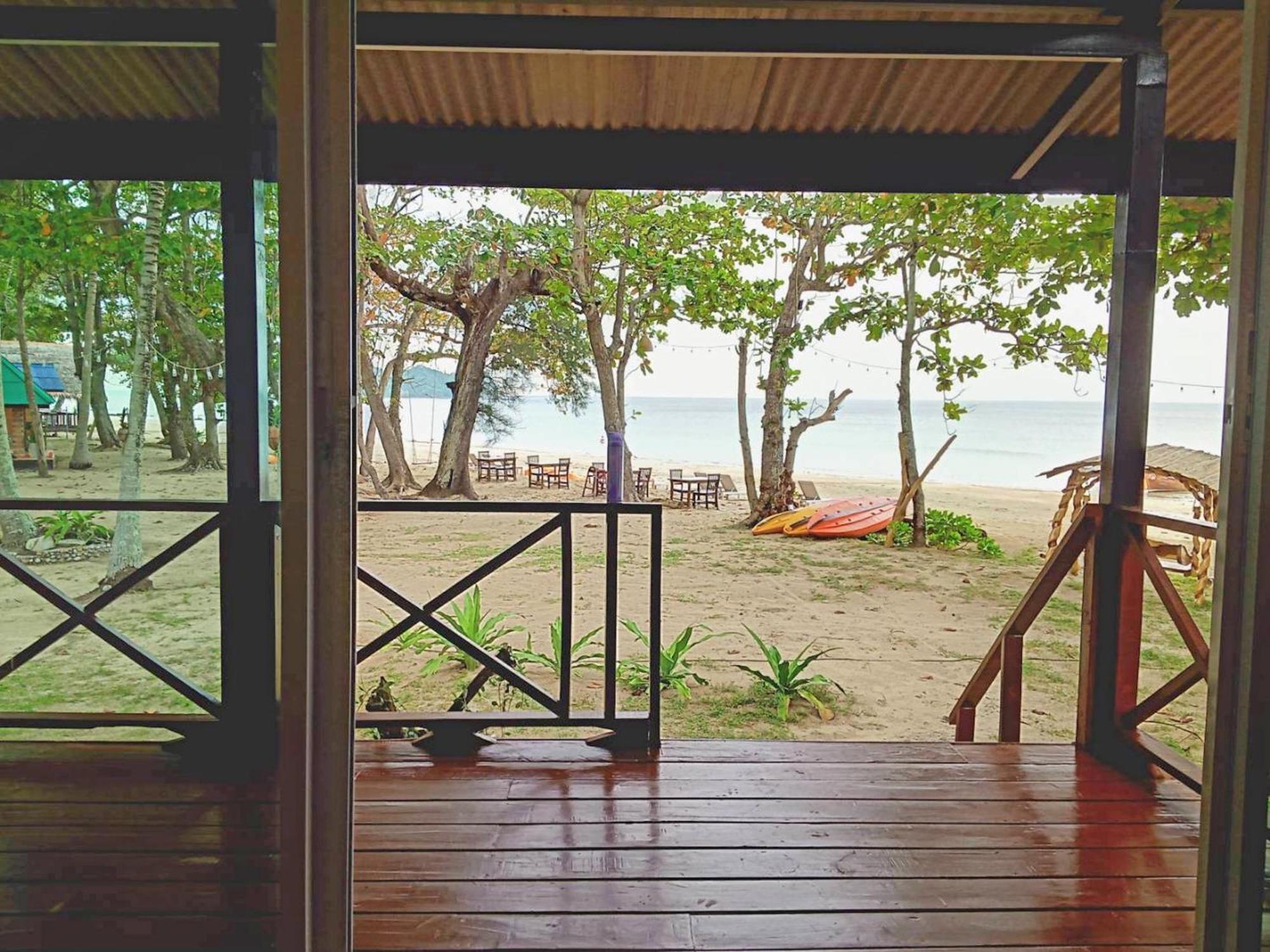 Koh Jum Delight Beach Pokoj fotografie